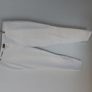 NYDJ size 18 white pull on ankle jeans